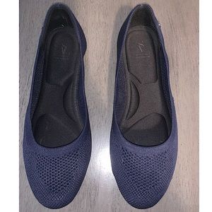 Simply Vera Vera Wang Flats